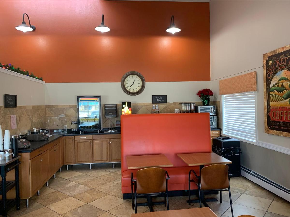 Nichols Inn & Suites Hastings Kültér fotó