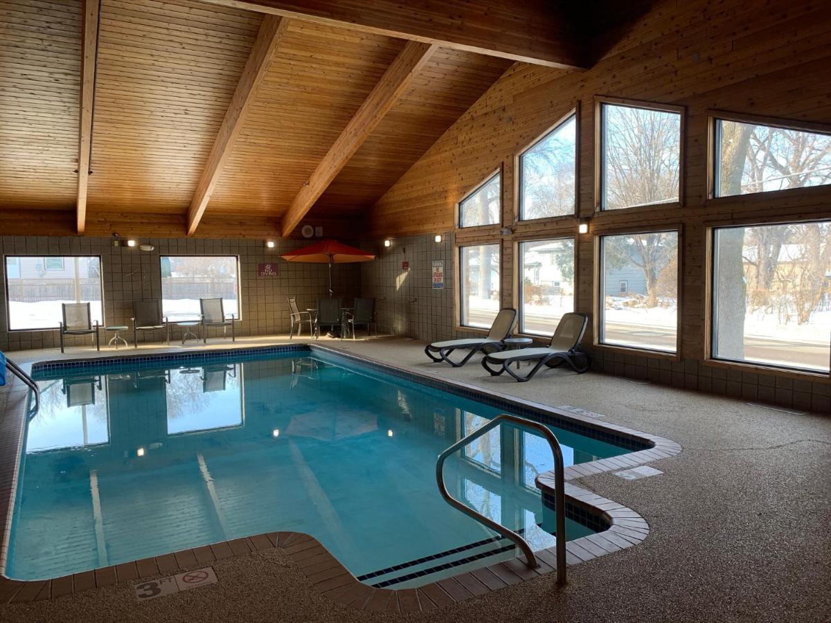 Nichols Inn & Suites Hastings Kültér fotó