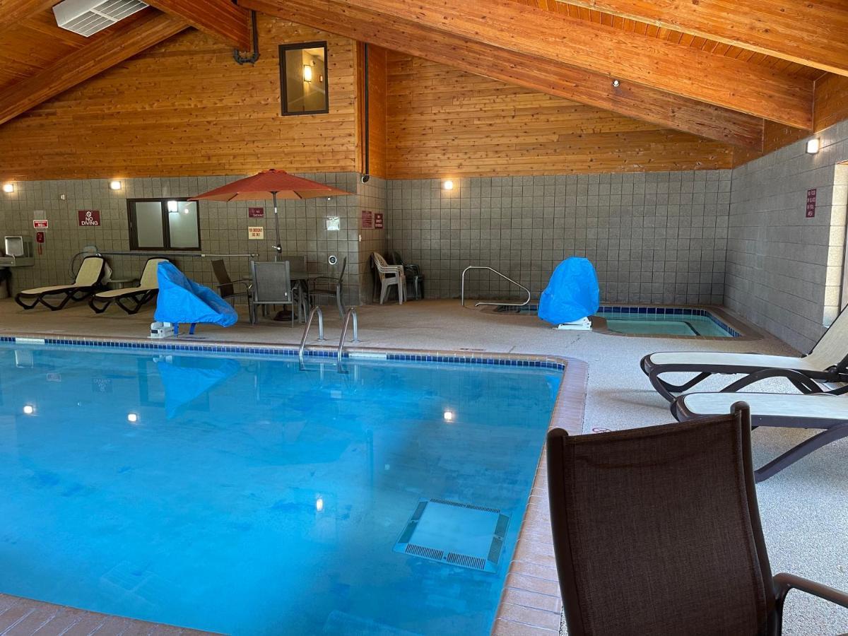 Nichols Inn & Suites Hastings Kültér fotó