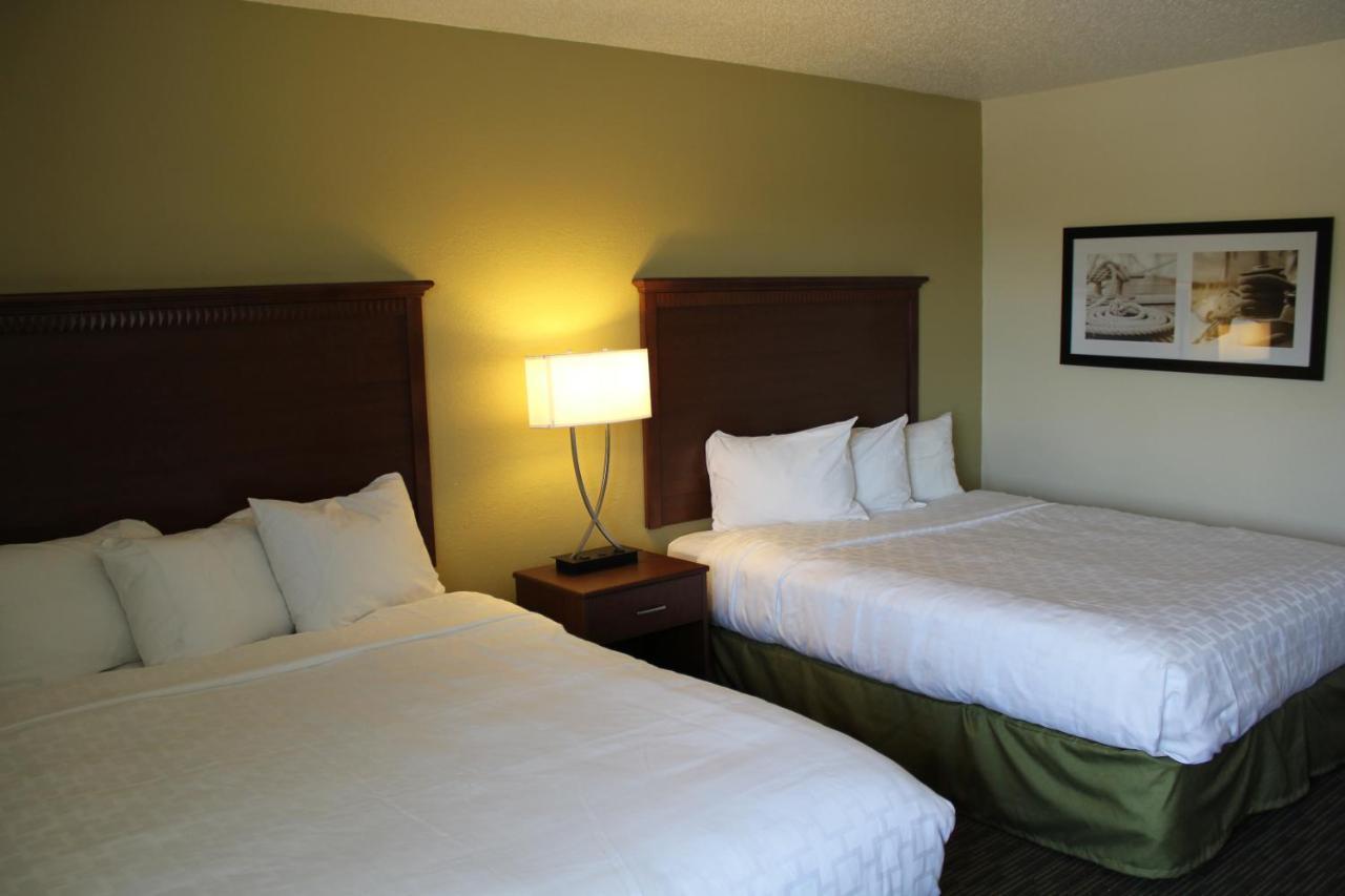 Nichols Inn & Suites Hastings Szoba fotó